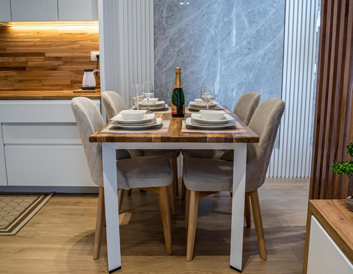 Aparthotel Sense Luxury Velipojë